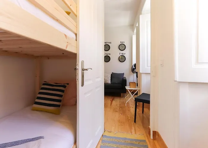 Bairro Alto Bright By Homing Апартаменти Лісабон