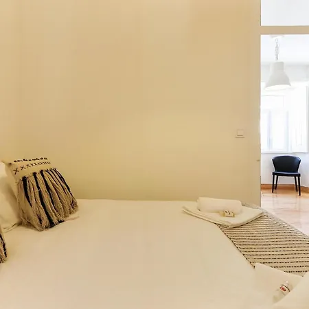 Bairro Alto Bright By Homing Апартаменти